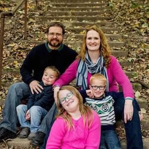 Meet your Posher, Leslie